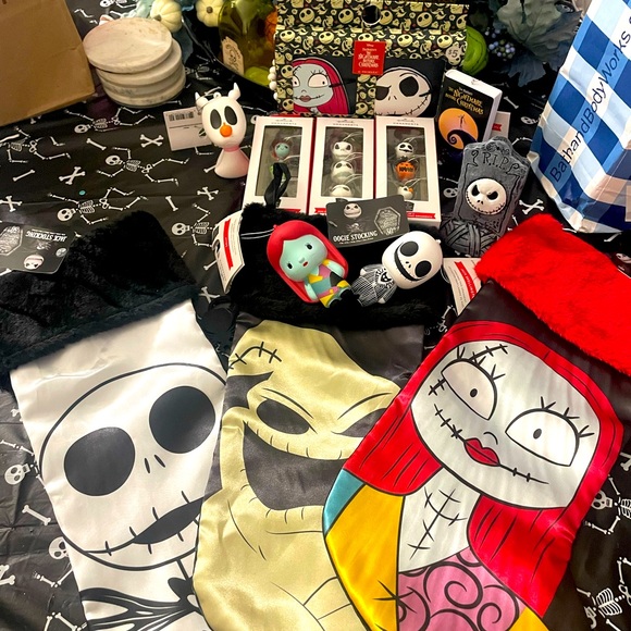 Nightmare before Christmas decorations new - Picture 1 of 14